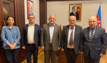 LMQS layihəsi üzrə beynəlxalq ekspert AzTU-ya səfər edib - FOTO LMQS layihəsi üzrə beynəlxalq ekspert AzTU-ya səfər edib - FOTO