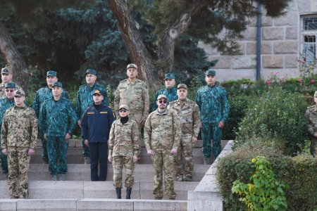 Prezident İlham Əliyev Xankəndidə hərbi paradda iştirak edib - FOTO 