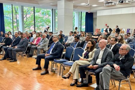 Corc Vaşinqton Universitetində Şuşa və Qarabağla bağlı kitabların təqdimatı keçirilib - FOTOLAR Corc Vaşinqton Universitetində Şuşa və Qarabağla bağlı kitabların təqdimatı keçirilib - FOTOLAR