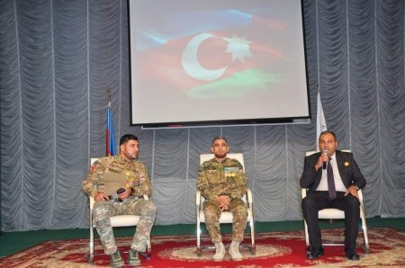 MDU-da Vətən müharibəsi iştirakçıları ilə görüş keçirilib - FOTO MDU-da Vətən müharibəsi iştirakçıları ilə görüş keçirilib - FOTO