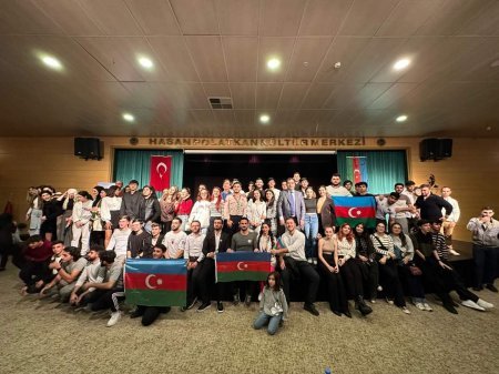 Eskişehirdə “Qarabağ – İnancın Zəfəri” adlı bayram tədbiri təşkil edilib - FOTO Eskişehirdə “Qarabağ – İnancın Zəfəri” adlı bayram tədbiri təşkil edilib - FOTO