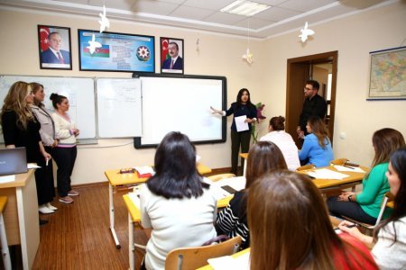 “Yeniləşən məktəb” pilot layihəsi çərçivəsində təlimlər davam edir