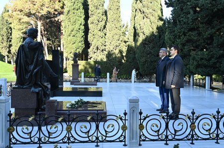 Tatarıstanın təhsil naziri Bakıda səfərdədir - FOTOLAR