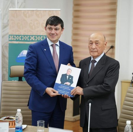 Bişkekdə “Dilimiz milli sərvətimizdir” adlı elmi-praktik konfrans təşkil edilib - FOTO Bişkekdə “Dilimiz milli sərvətimizdir” adlı elmi-praktik konfrans təşkil edilib - FOTO