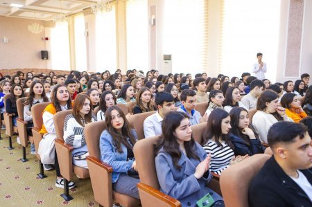 Nazir müavini SAF könüllüləri ilə görüşüb - FOTO Nazir müavini SAF könüllüləri ilə görüşüb - FOTO