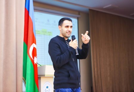 Nazir müavini SAF könüllüləri ilə görüşüb - FOTO Nazir müavini SAF könüllüləri ilə görüşüb - FOTO