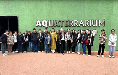 Bakı Zooloji Parkında dərs-ekskursiyalar keçirilir - FOTO Bakı Zooloji Parkında dərs-ekskursiyalar keçirilir - FOTO