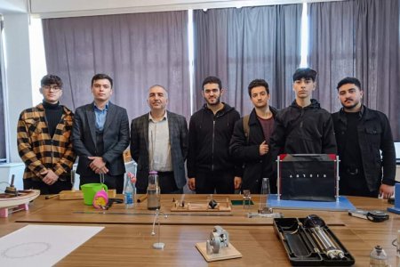 BMU tələbələri İnteraktiv Elm Muzeyində olublar - FOTO