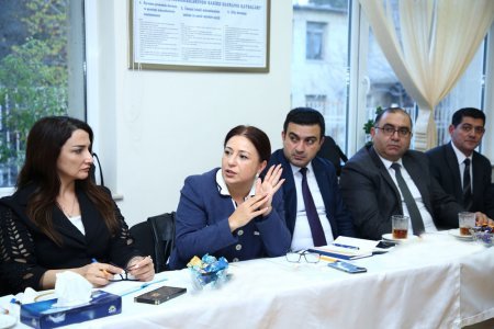 BŞTİ məktəb direktorları ilə görüş keçirib BŞTİ məktəb direktorları ilə görüş keçirib