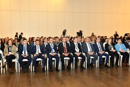 Mədəniyyət və Yaradıcı Sənayelər Forumu başa çatıb -FOTO Mədəniyyət və Yaradıcı Sənayelər Forumu başa çatıb -FOTO