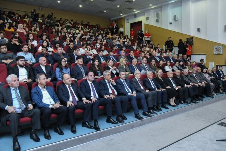 BMU-da Mədəniyyət və İncəsənət Universitetinin 100 illiyi təntənəli şəkildə qeyd olunib - FOTO BMU-da Mədəniyyət və İncəsənət Universitetinin 100 illiyi təntənəli şəkildə qeyd olunib - FOTO