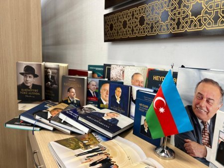 MEK dövlətçiliyə dair nəşrlərin virtual sərgisini təqdim edir