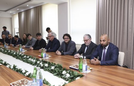 İspan memarlar AzMİU-da tədrisə cəlb olunacaqlar İspan memarlar AzMİU-da tədrisə cəlb olunacaqlar