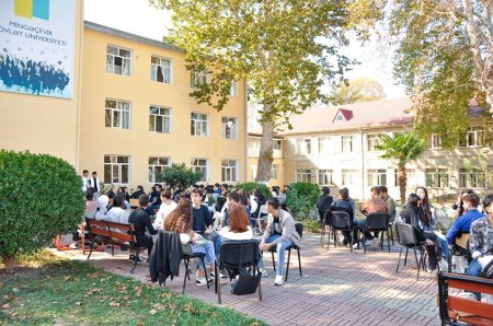 MDU-da “Heydər Əliyev İli” çərçivəsində bilik yarışı keçirilib MDU-da “Heydər Əliyev İli” çərçivəsində bilik yarışı keçirilib