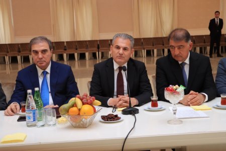 Gəncədə “Ulu Öndər və milli-mənəvi dəyərlərimiz” adlı konfrans keçirilib - FOTO