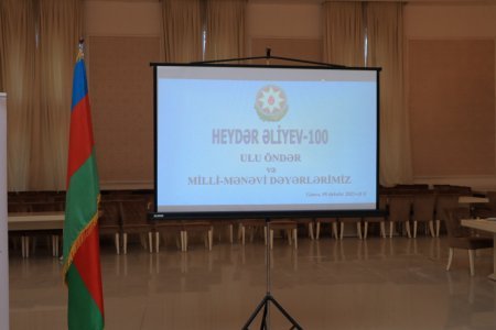 Gəncədə “Ulu Öndər və milli-mənəvi dəyərlərimiz” adlı konfrans keçirilib - FOTO
