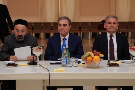 Gəncədə “Ulu Öndər və milli-mənəvi dəyərlərimiz” adlı konfrans keçirilib - FOTO