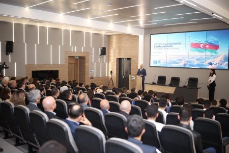 Dövlət İmtahan Mərkəzində şəhid övladları ilə görüş keçirilib - FOTO Dövlət İmtahan Mərkəzində şəhid övladları ilə görüş keçirilib - FOTO