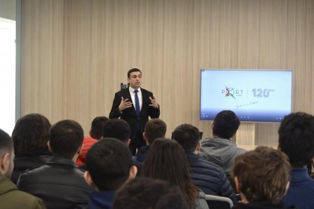 AzTU- nun bir qrup tələbəsi Bakı Limanına səfər edib