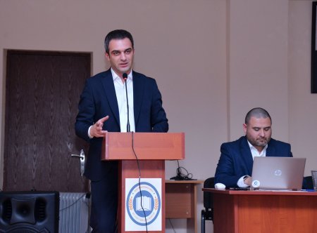 Direktor müavinləri üçün təlimlər başa çatıb Direktor müavinləri üçün təlimlər başa çatıb