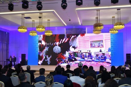 2024-cü il üçün "Türk dünyasının mədəniyyət paytaxtı"nın estafeti Şuşadan Türkmənistanın Anev şəhərinə ötürülüb-foto 2024-cü il üçün "Türk dünyasının mədəniyyət paytaxtı"nın estafeti Şuşadan Türkmənistanın Anev şəhərinə ötürülüb-foto