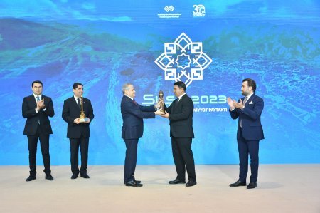 2024-cü il üçün "Türk dünyasının mədəniyyət paytaxtı"nın estafeti Şuşadan Türkmənistanın Anev şəhərinə ötürülüb-foto 2024-cü il üçün "Türk dünyasının mədəniyyət paytaxtı"nın estafeti Şuşadan Türkmənistanın Anev şəhərinə ötürülüb-foto