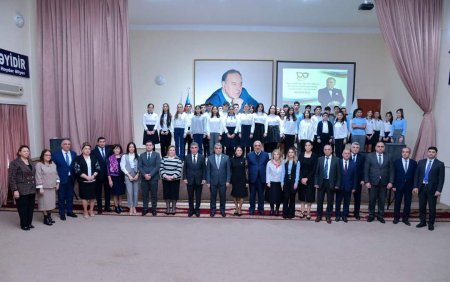 Ulu Öndərə həsr olunmuş konfrans keçirilib - FOTOLAR