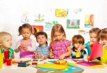 Bakıda icma əsaslı məktəbəqədər təhsil qruplarına cəlb olunan uşaqların sayı açıqlanıb