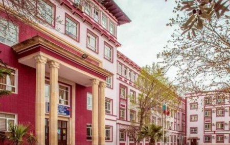 Bakı Türk Anadolu Liseyində yanğın olub