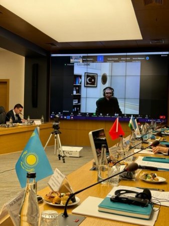 Ankarada türk dövlətlərinin çoxtərəfli elmi əməkdaşlığına dair müzakirələr aparılıb - FOTO Ankarada türk dövlətlərinin çoxtərəfli elmi əməkdaşlığına dair müzakirələr aparılıb - FOTO