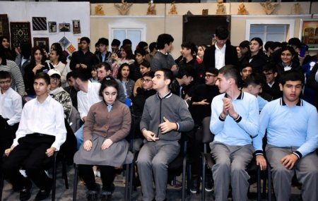 Şagirdlər peşə təhsilinin yaratdığı imkanlar barədə maarifləndirilib - FOTO