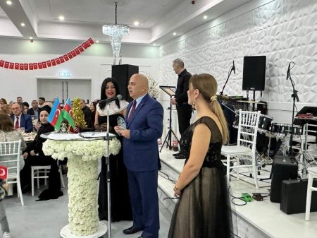 Rotterdam şəhərində Həmrəylik Günü “Biz Qalib Xalqıq!” konserti ilə qeyd edilib - FOTO