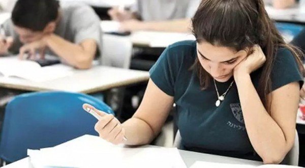 Universitetlərə qəbul problemləri - MƏQALƏ