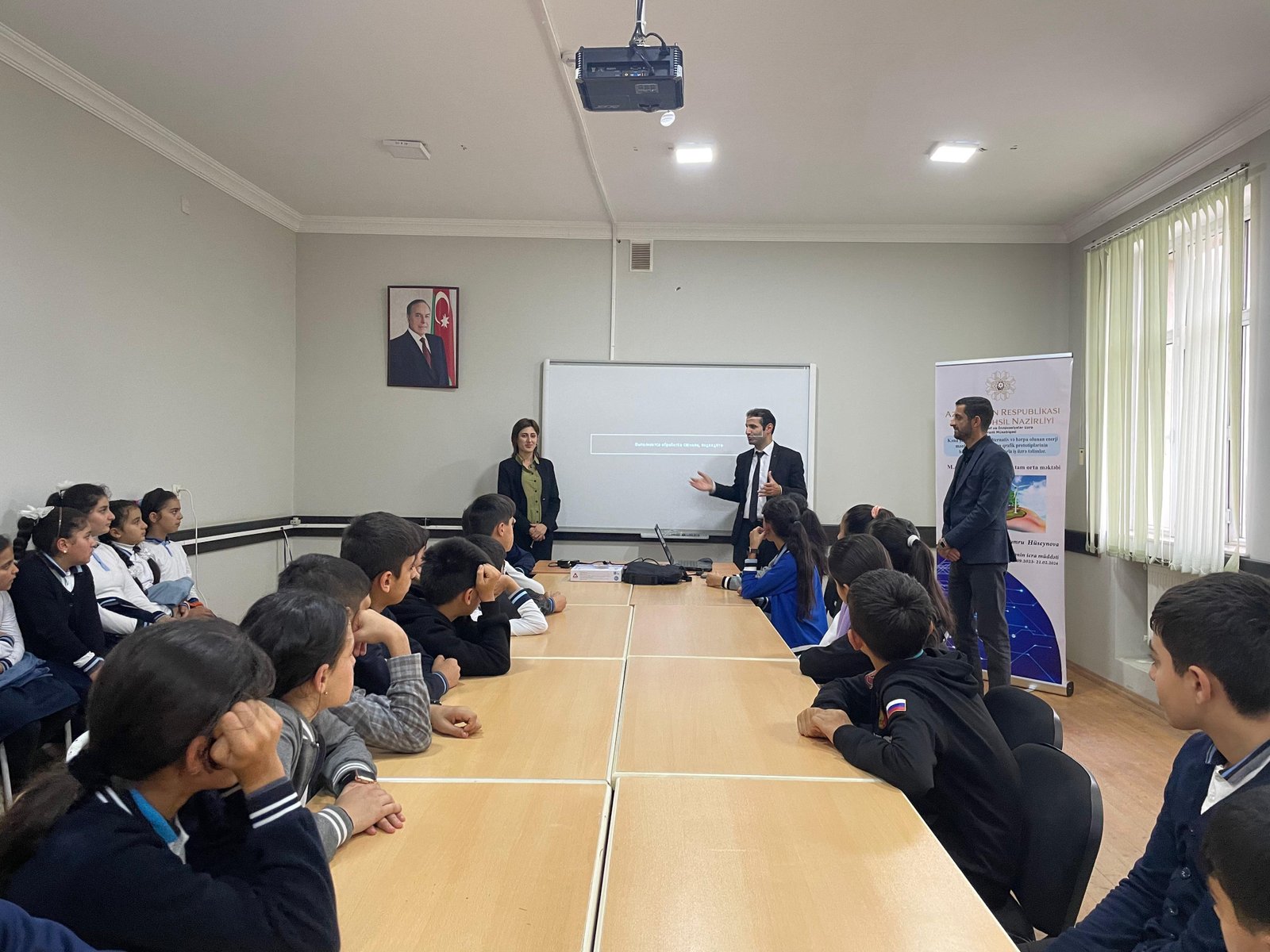 Astaranın kənd məktəbində şagirdlər üçün alternativ və bərpa olunan enerji mənbələri üzrə təlimlər keçirilir - FOTO