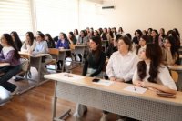 BSU-da təlim: “Kurikulumun İbtidai sinif müəlliminin peşə fəaliyyətində rolu”