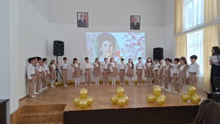 Gürgən qəsəbəsi 231 nömrəli tam orta məktəbdə keçirilən “UNUDULMAZ ALİM, MEHRİBAN ANA, QAYĞIKEŞ İNSAN” ADLI TƏDBİR KEÇİRİLDİ..