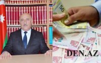 Binəqədi rayonu ərazisində fəaliyyət göstərən 244 nömrəli tam orta məktəbdə şagirdlərin hər birindən 10 manat tələb olunub. 