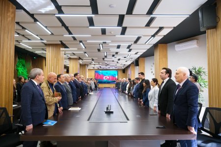 Gənclərlə “Reza Deqatinin gözündə Xocalı Soyqırımı” adlı görüş keçirilib