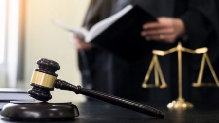 15 yaşlı qızına qarşı əxlaqsız hərəkət edən ataya cəza verildi
