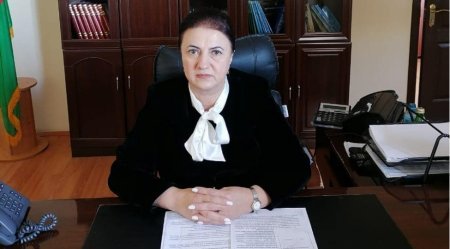 Ramella Məmmədova vəzifə səlahiyyətindən sui - istifadə edərək müəllimə öz haqqını vermir! ŞOK  FAKTLAR